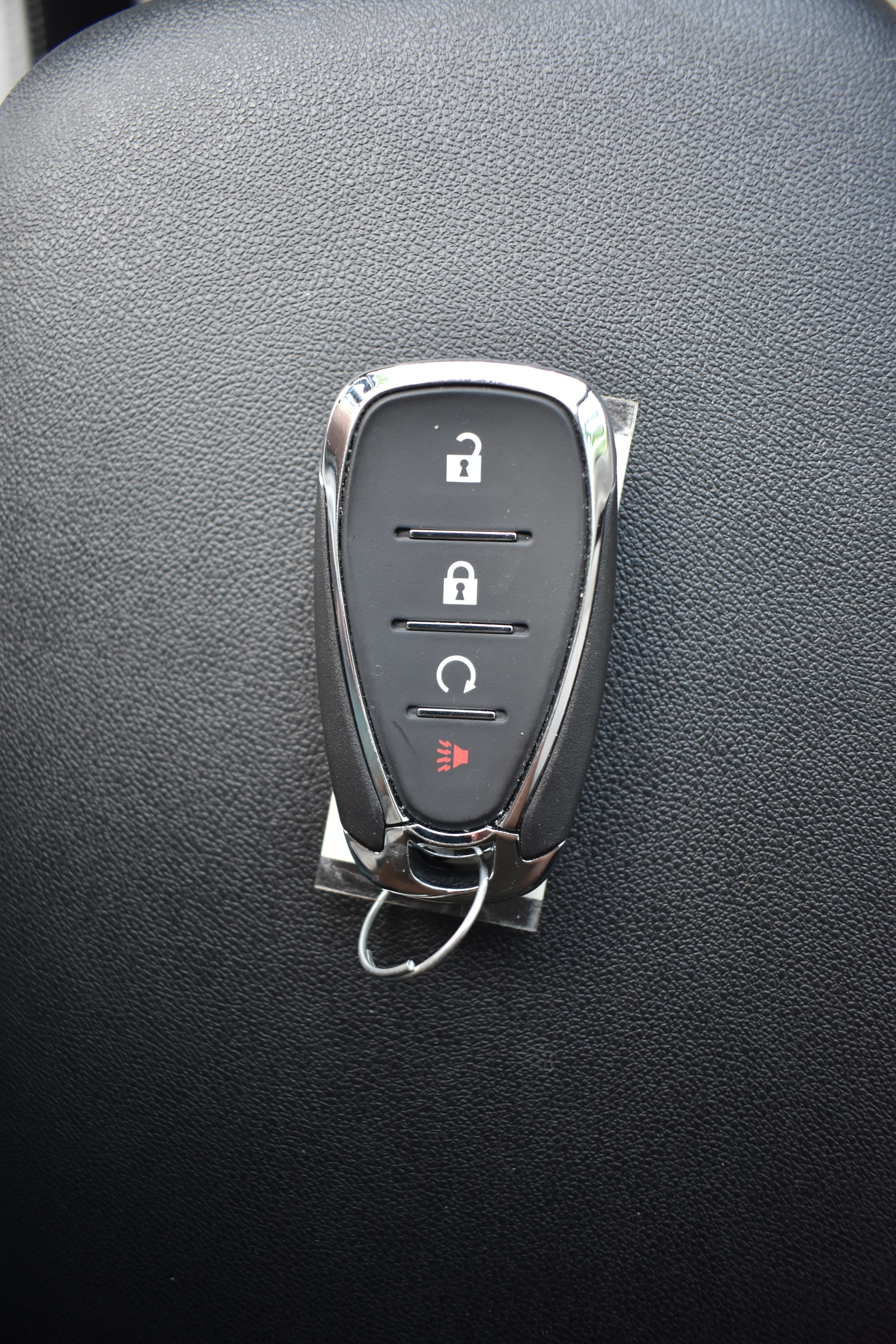 2021 Chevrolet Equinox LS - Photo 21