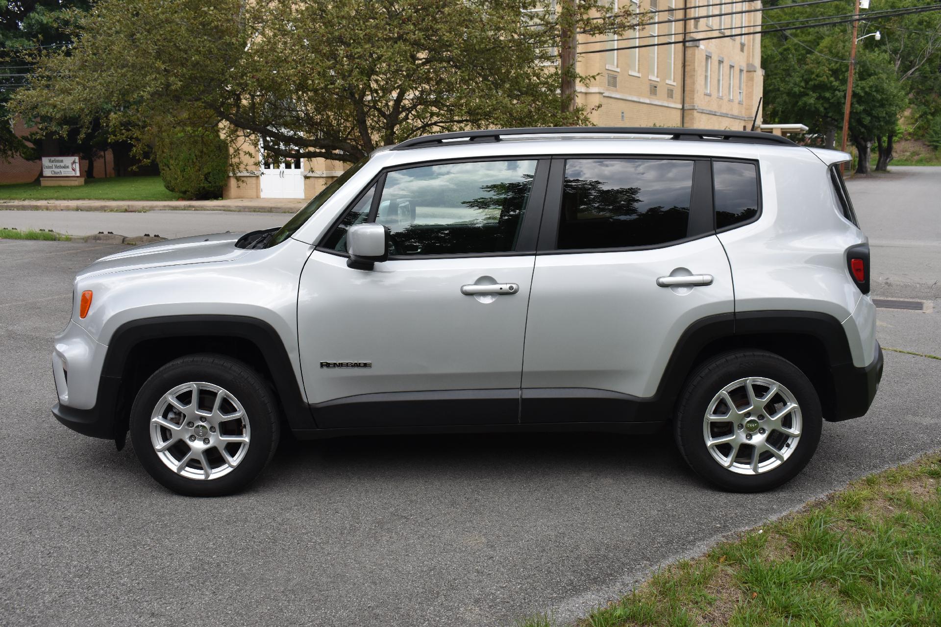 Used 2020 Jeep Renegade Latitude with VIN ZACNJBBB4LPL84339 for sale in Marlinton, WV