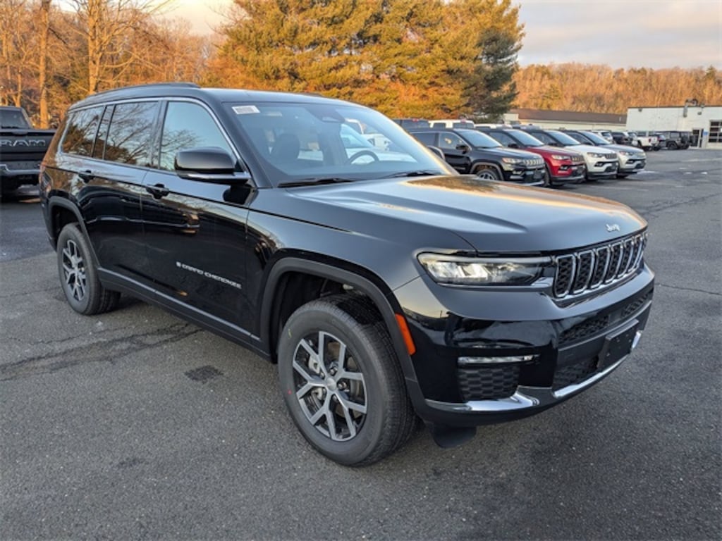 New 2025 Jeep Grand Cherokee L Limited Sport Utility