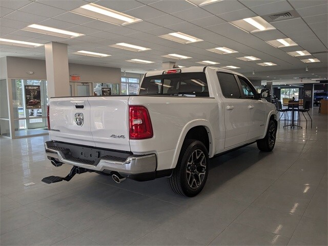 2025 Ram 1500 Laramie photo 4