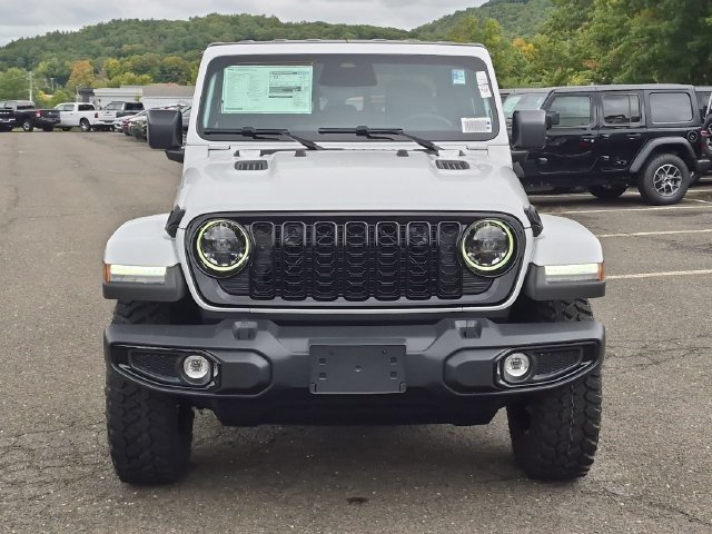 New 2027 Jeep Gladiator Sport Pickup