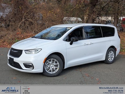 2026 Chrysler Pacifica Select Passenger Van