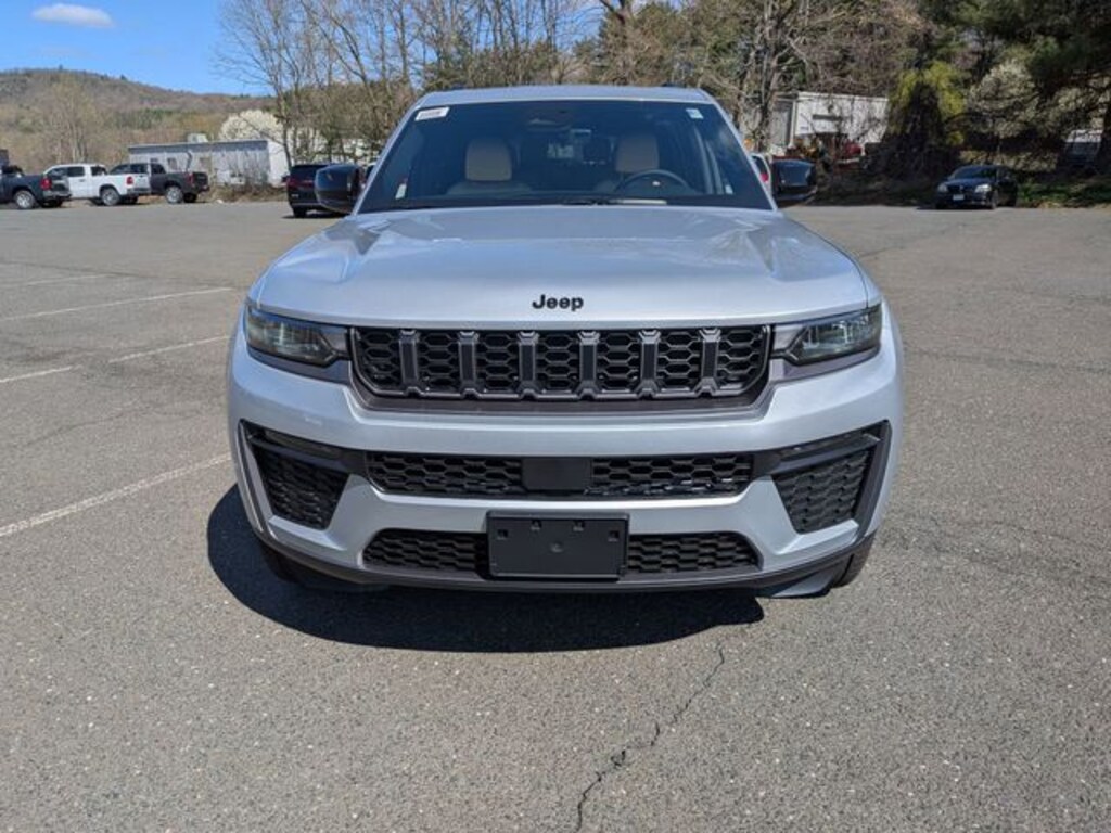 New 2026 Jeep Grand Cherokee L Limited Sport Utility
