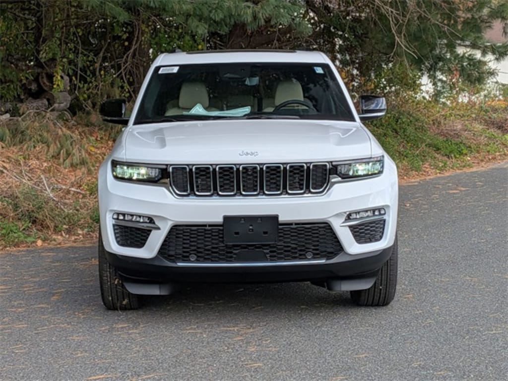 New 2025 Jeep Grand Cherokee Limited Sport Utility