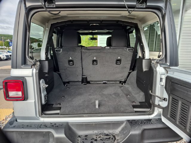 Certified 2022 Jeep Wrangler Unlimited Willys SUV