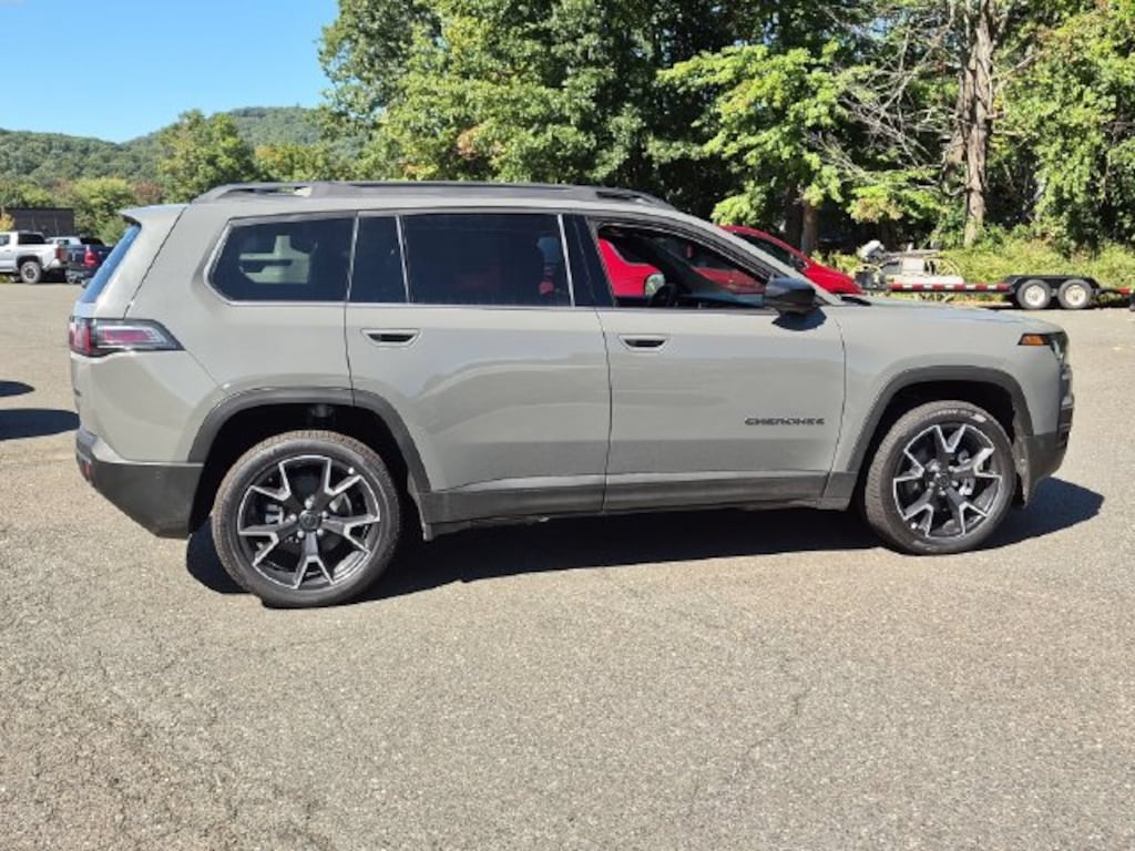 New 2026 Jeep Cherokee Overland Sport Utility