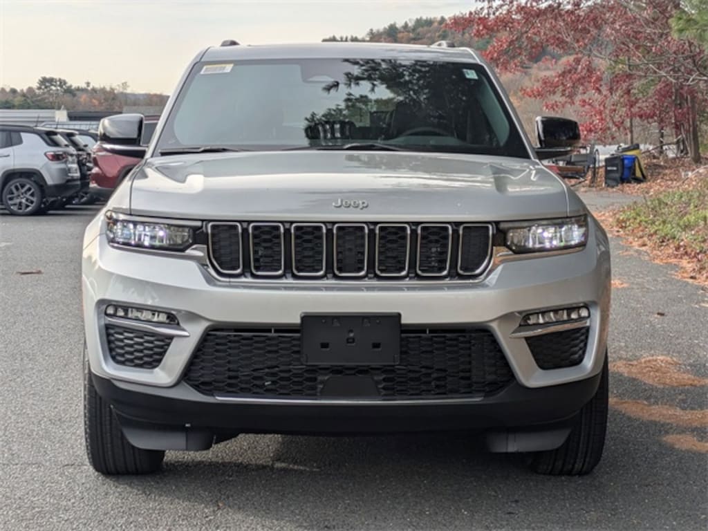 New 2025 Jeep Grand Cherokee Limited Sport Utility