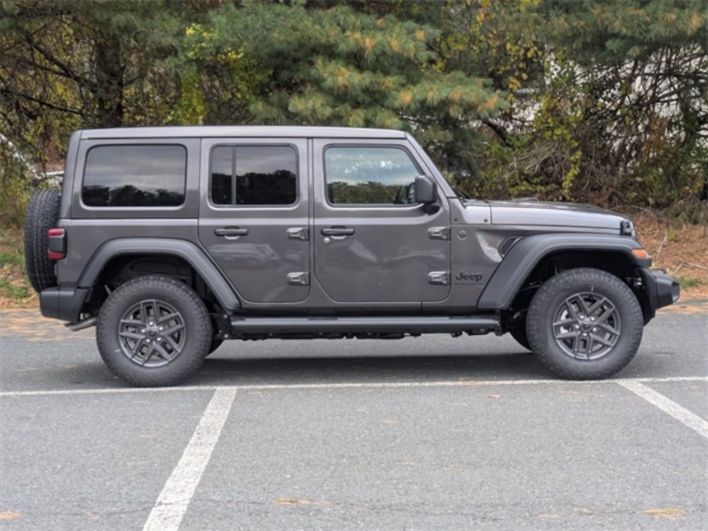 New 2026 Jeep Wrangler Sport Sport Utility