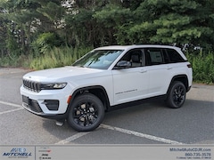 2025 Jeep Grand Cherokee Laredo Sport Utility