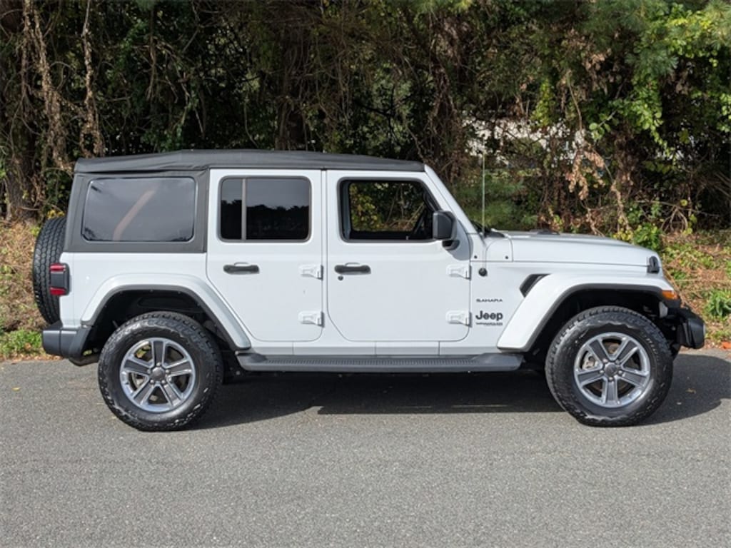 Certified 2022 Jeep Wrangler Unlimited Sahara SUV