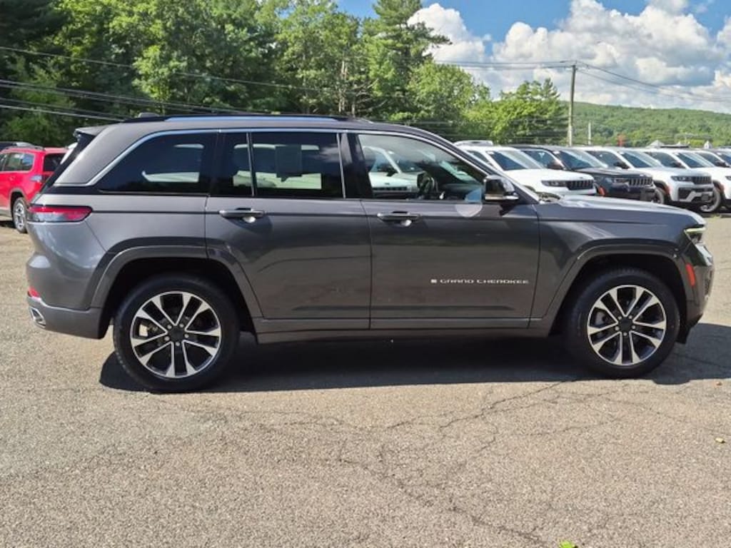Certified 2022 Jeep Grand Cherokee Overland SUV