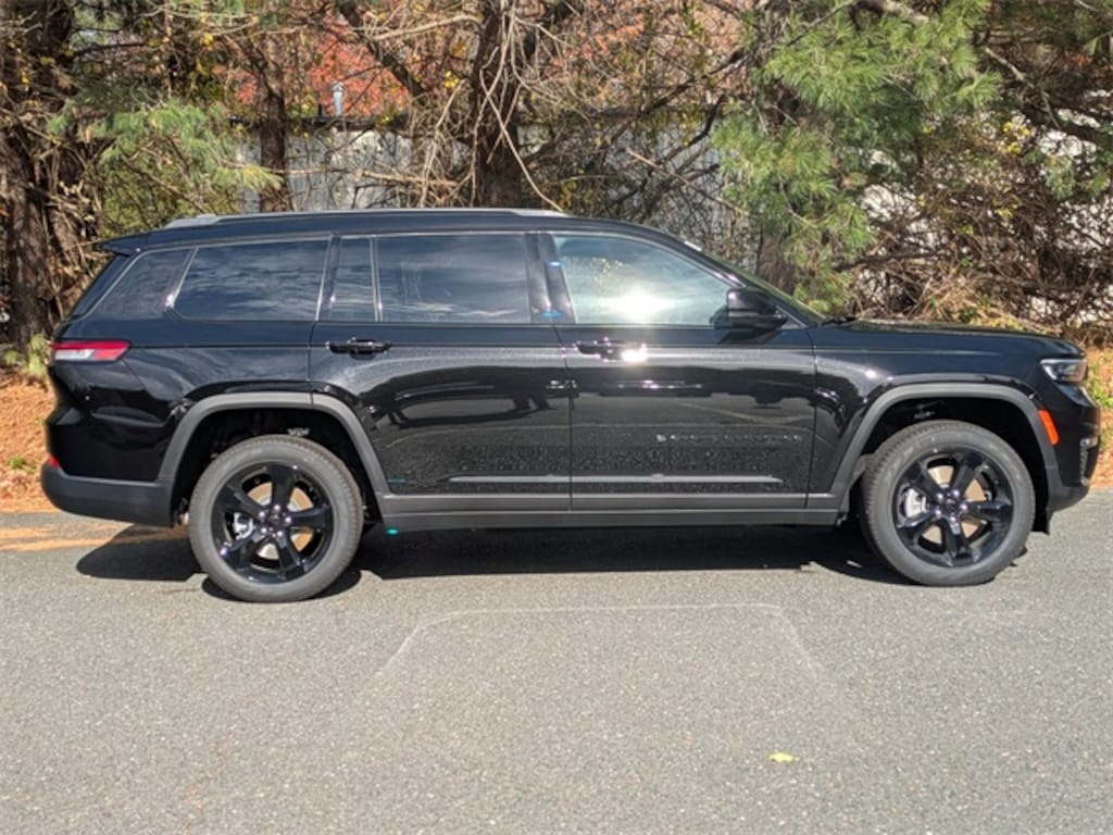 New 2025 Jeep Grand Cherokee L Limited Sport Utility