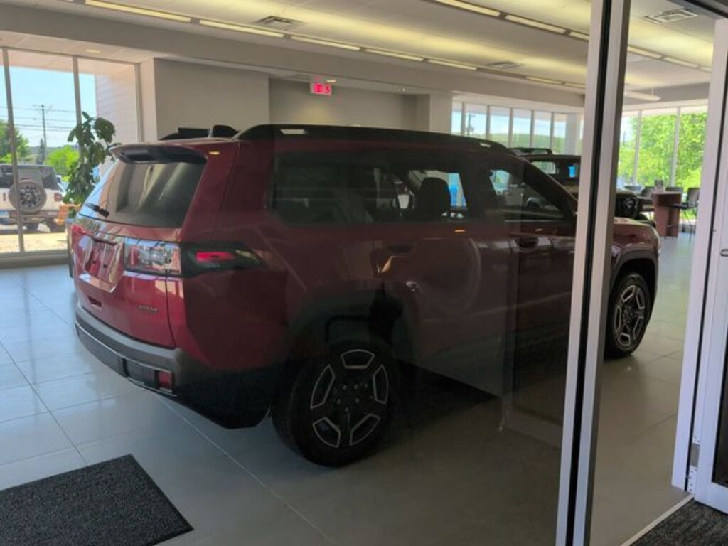 New 2026 Jeep Cherokee Laredo/Limited Sport Utility