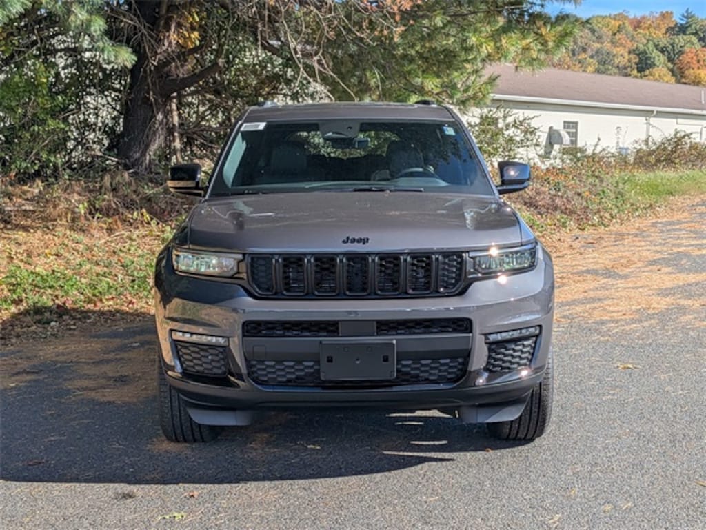 New 2025 Jeep Grand Cherokee L Limited Sport Utility