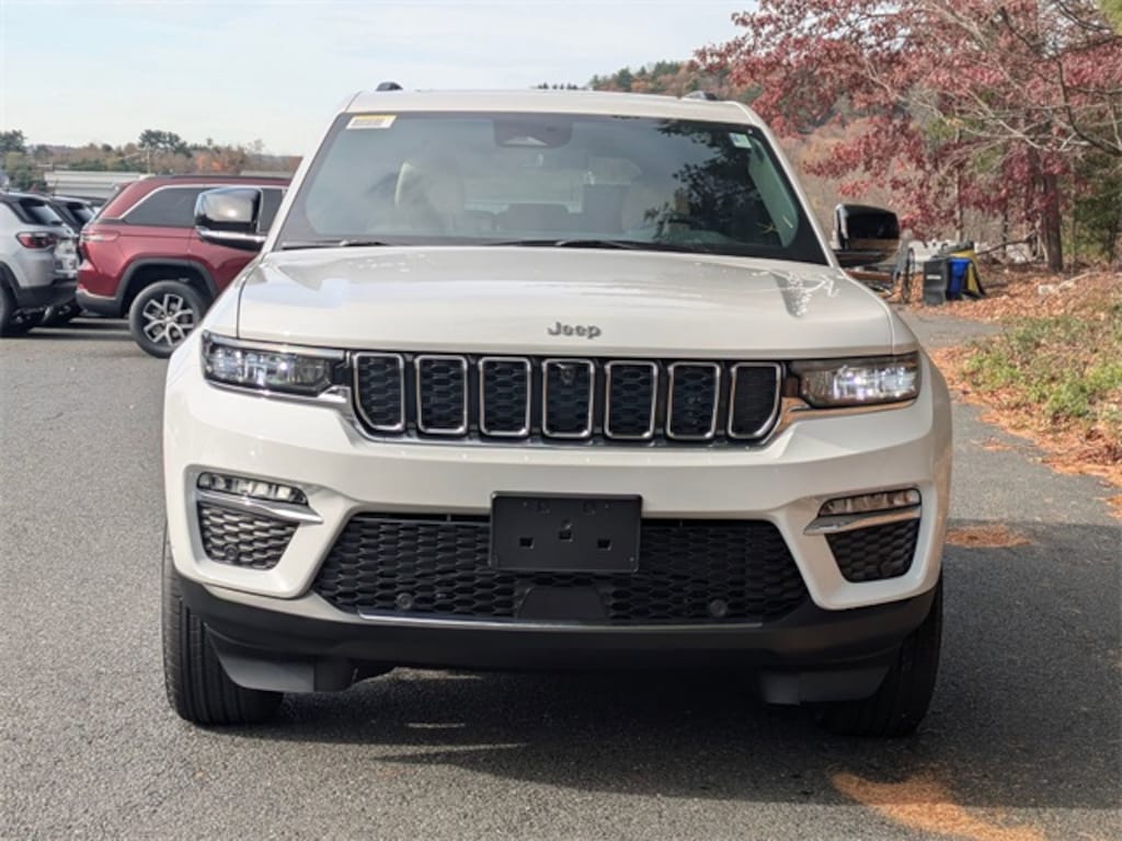 New 2025 Jeep Grand Cherokee Limited Sport Utility