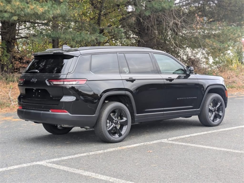 New 2025 Jeep Grand Cherokee L Limited Sport Utility