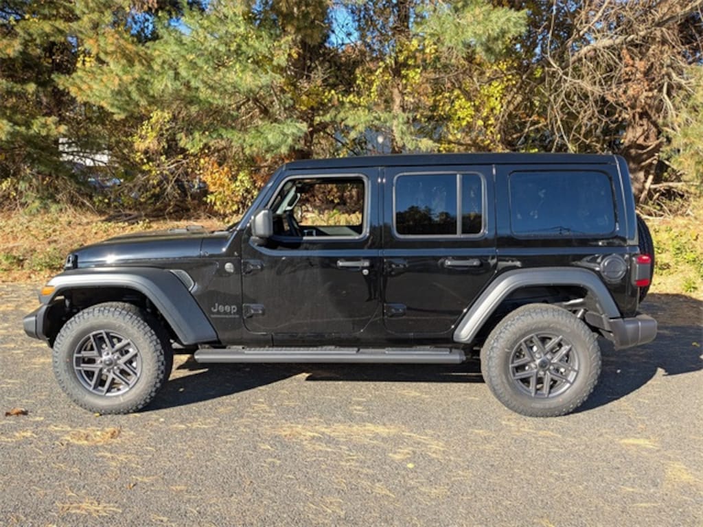 New 2026 Jeep Wrangler Sport Sport Utility