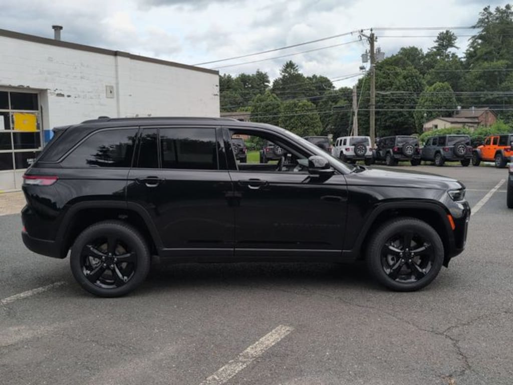 New 2026 Jeep Grand Cherokee Limited Sport Utility