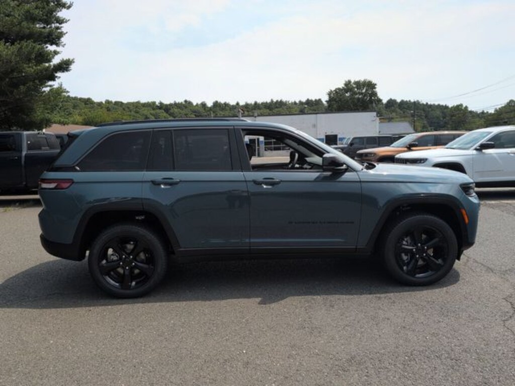 New 2026 Jeep Grand Cherokee Limited Sport Utility