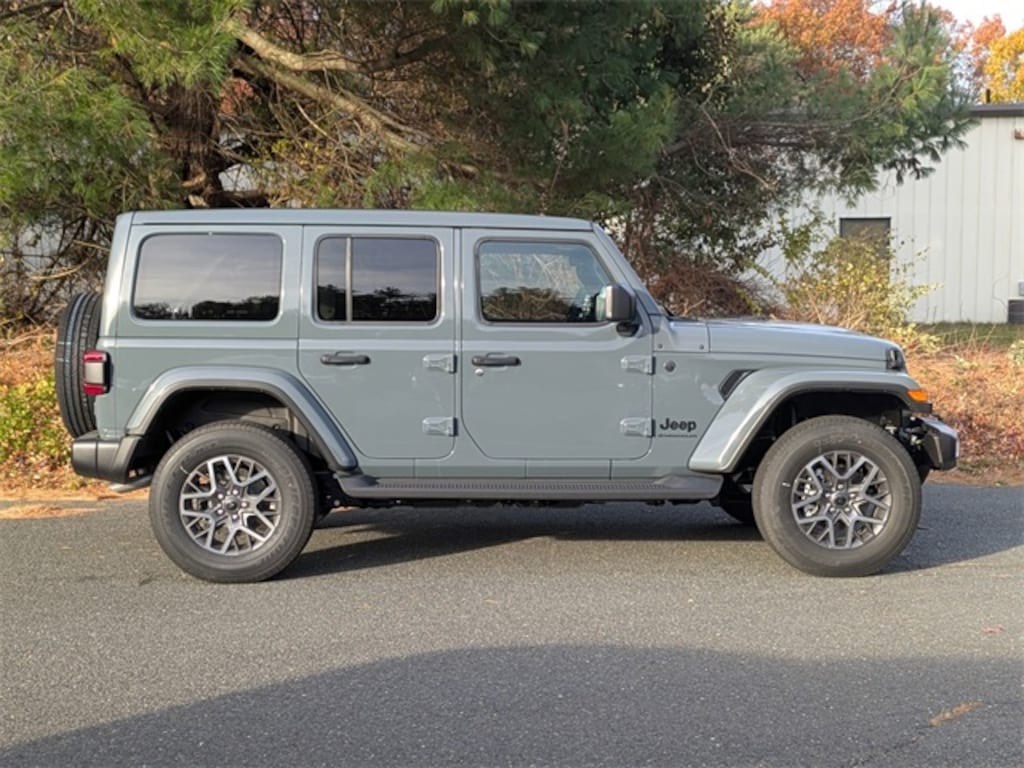 New 2026 Jeep Wrangler Sahara Sport Utility