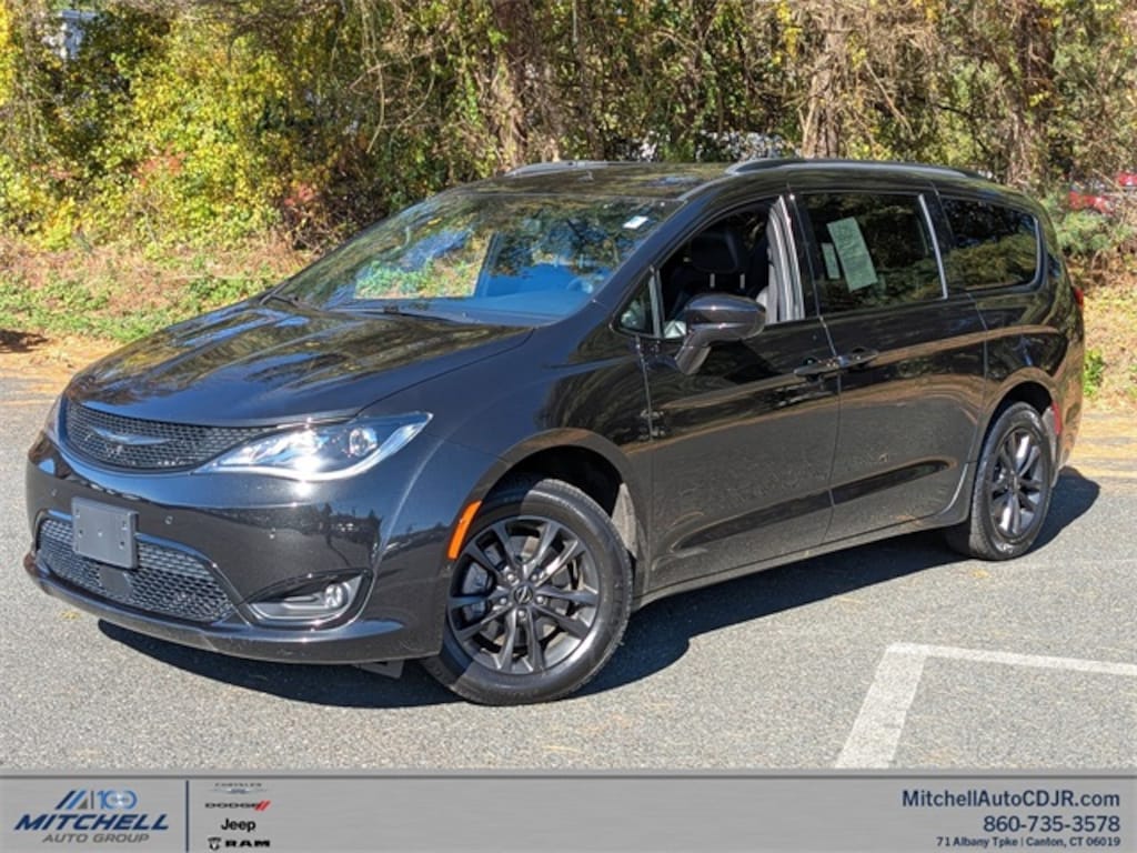 Certified 2020 Chrysler Pacifica Launch Edition Minivan/Van