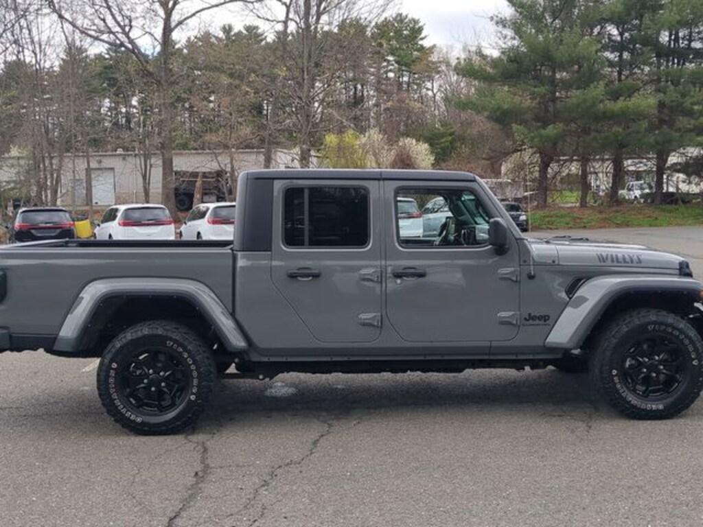 Used 2022 Jeep Gladiator Willys Truck