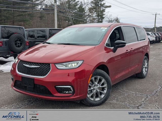 2026 Chrysler Pacifica Passenger Van 