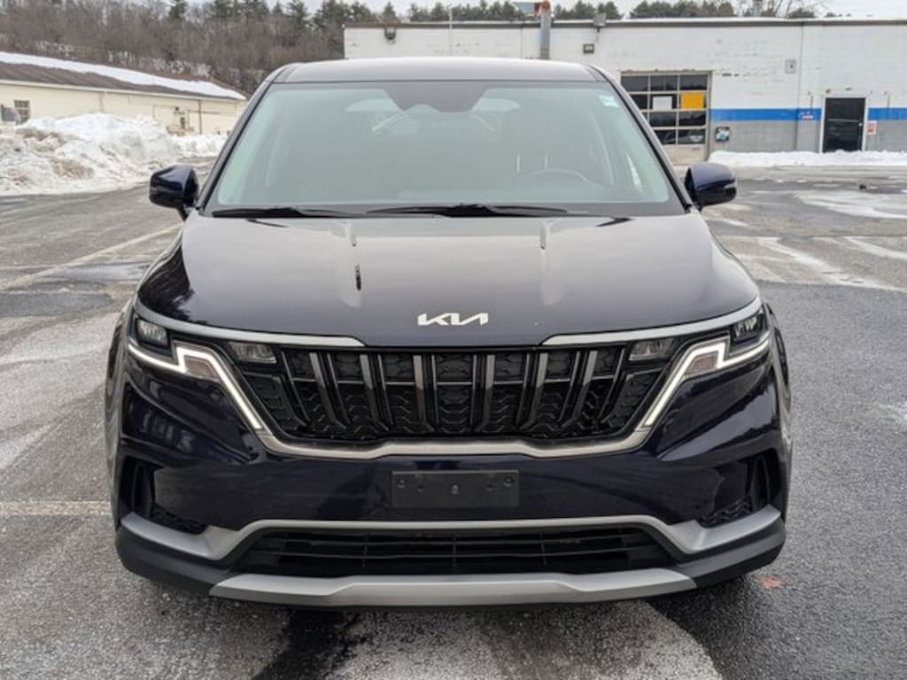 Certified 2024 Kia Carnival LX Minivan/Van