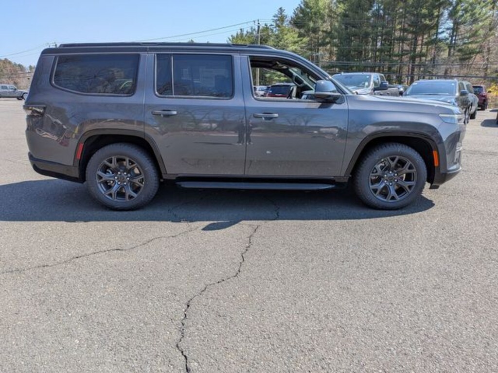 New 2026 Jeep Grand Wagoneer Base Sport Utility