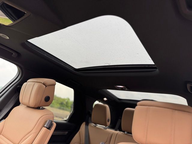 2025 Land Rover Discovery Dynamic SE - Photo 15