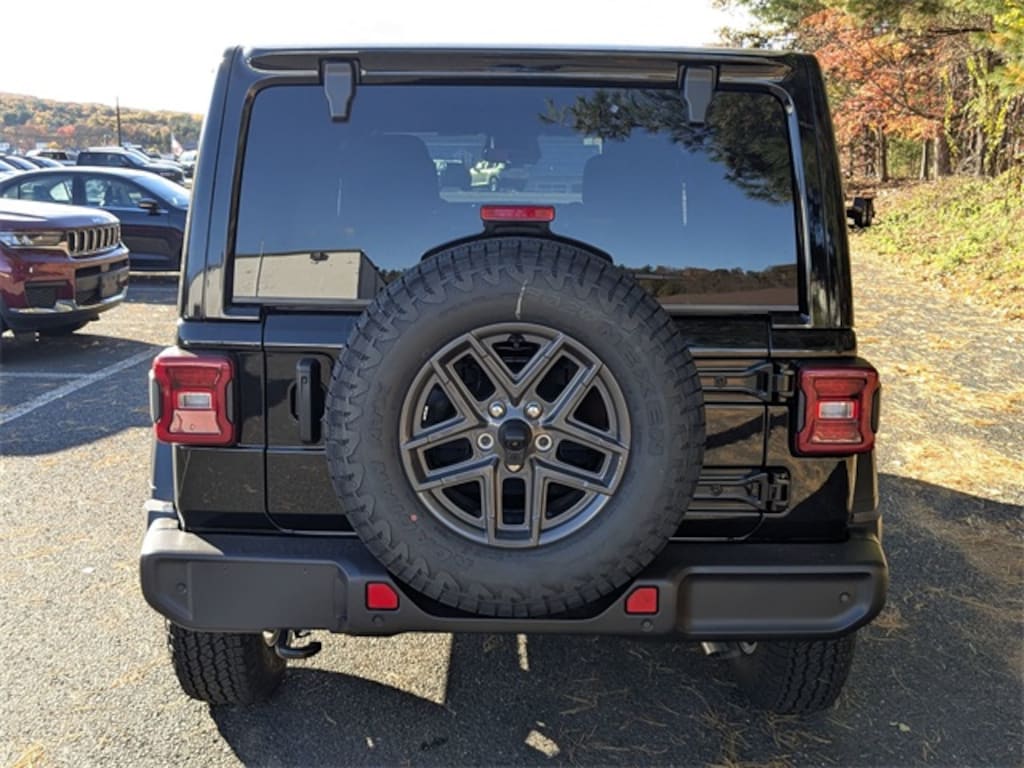New 2026 Jeep Wrangler Sport Sport Utility