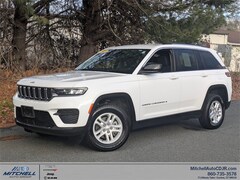 Used 2023 Jeep Grand Cherokee Laredo SUV for Sale in Simsbury, CT