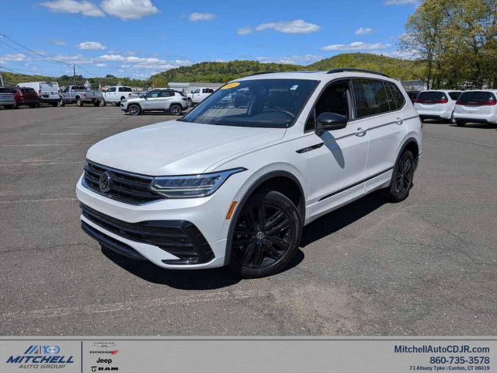 Certified 2022 Volkswagen Tiguan 2.0T SE R-Line Black SUV