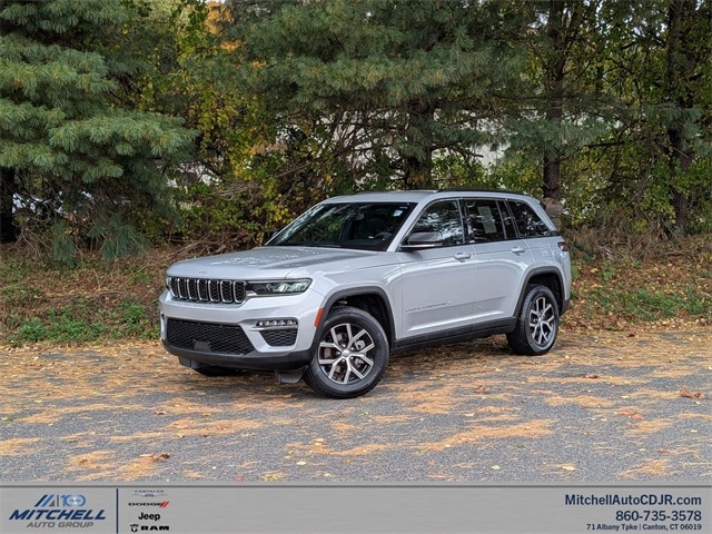 2024 Jeep Grand Cherokee Limited's photo