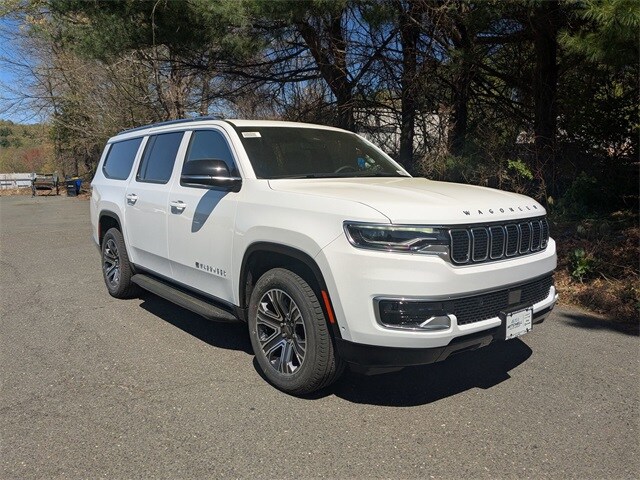 2025 Jeep Wagoneer L Base photo 3