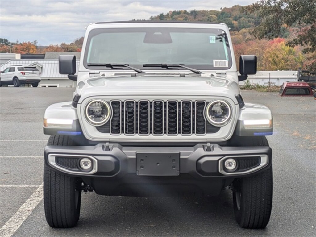 New 2026 Jeep Wrangler Sahara Sport Utility