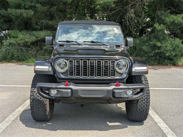 2024 Jeep Wrangler Unlimited Rubicon X photo 2