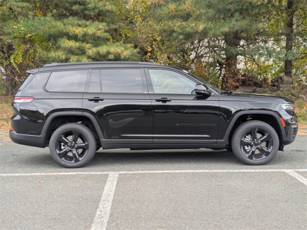 New 2025 Jeep Grand Cherokee L Limited Sport Utility