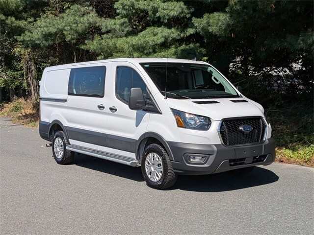 2024 Ford Transit photo 3