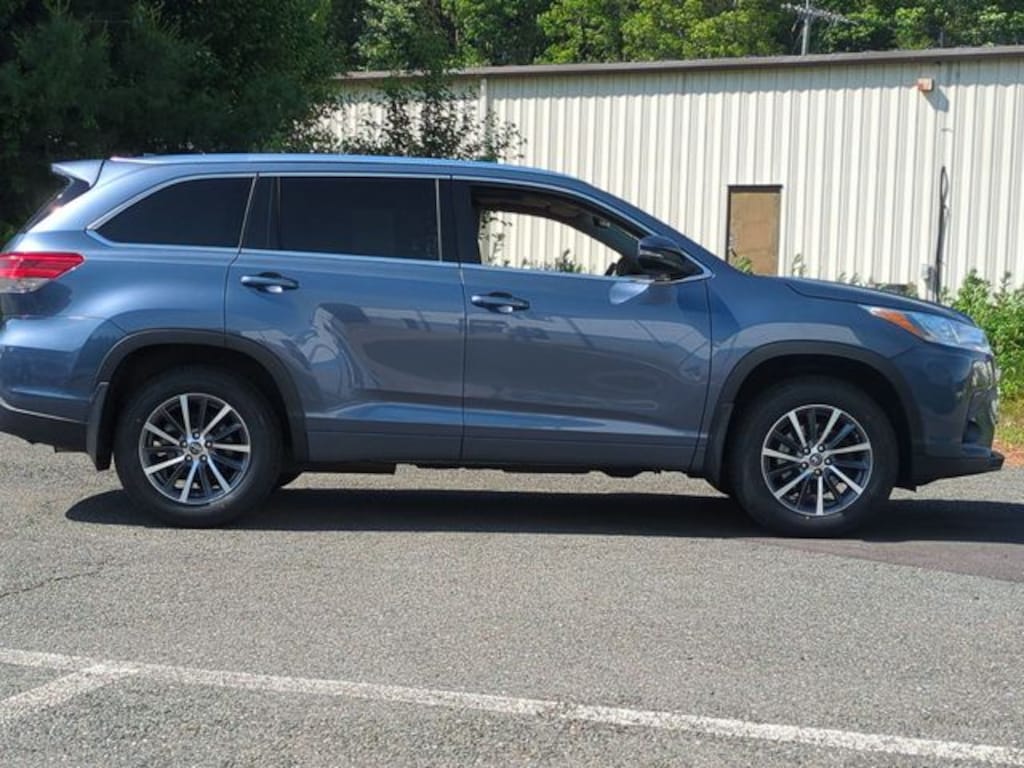 Used 2018 Toyota Highlander XLE SUV