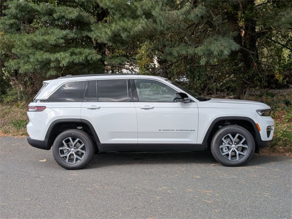 New 2025 Jeep Grand Cherokee Limited Sport Utility