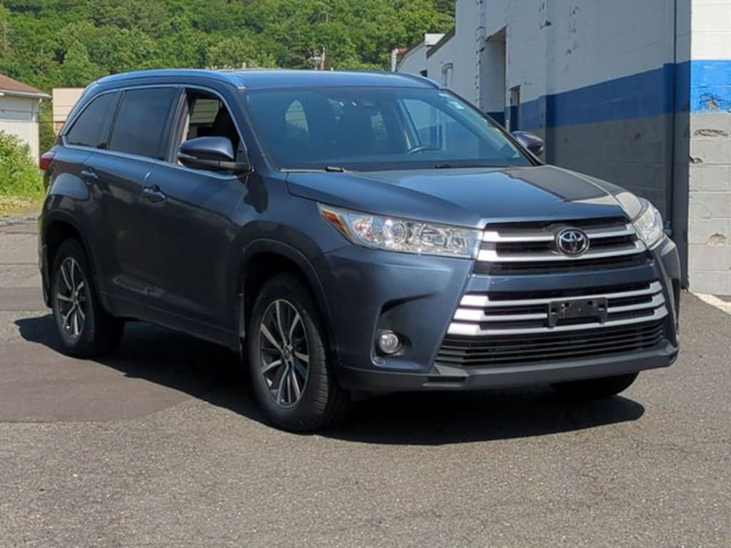 Used 2018 Toyota Highlander XLE SUV