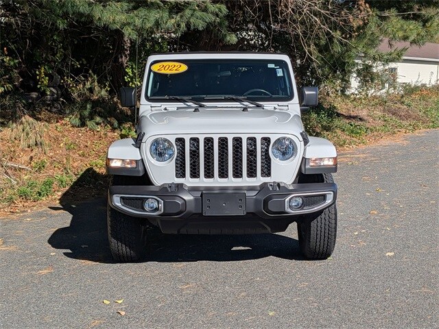 2022 Jeep Gladiator Sport S photo 2