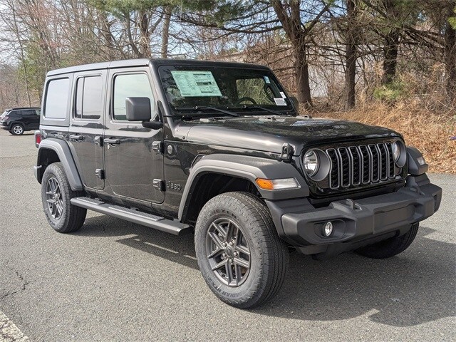 2025 Jeep Wrangler Sport S photo 3