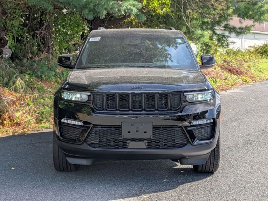 New 2025 Jeep Grand Cherokee Limited Sport Utility