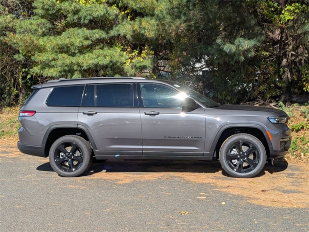 New 2025 Jeep Grand Cherokee L Limited Sport Utility