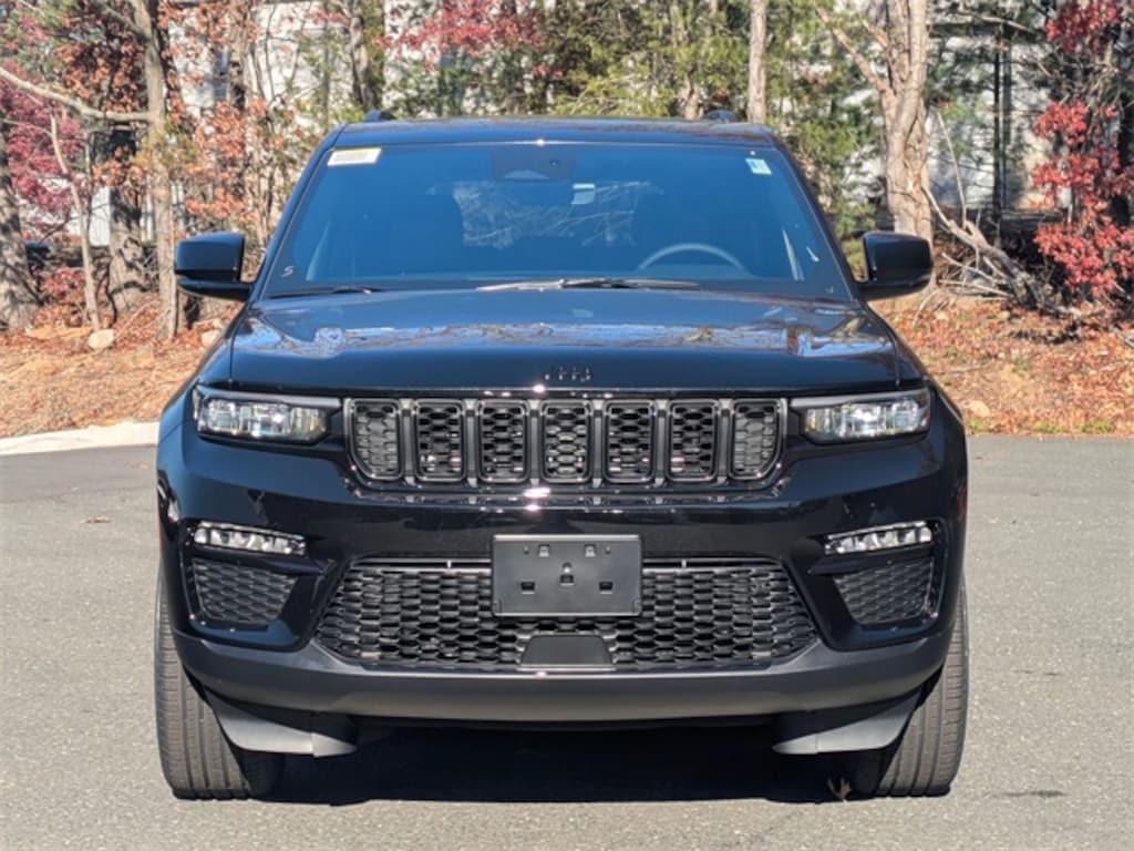 New 2025 Jeep Grand Cherokee Limited Sport Utility