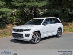 Used 2022 Jeep Grand Cherokee Overland SUV for Sale in Simsbury, CT