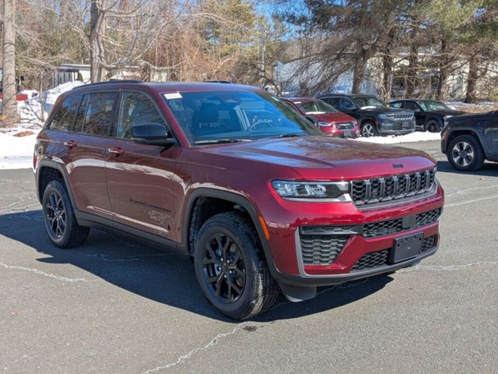 New 2026 Jeep Grand Cherokee Laredo Sport Utility