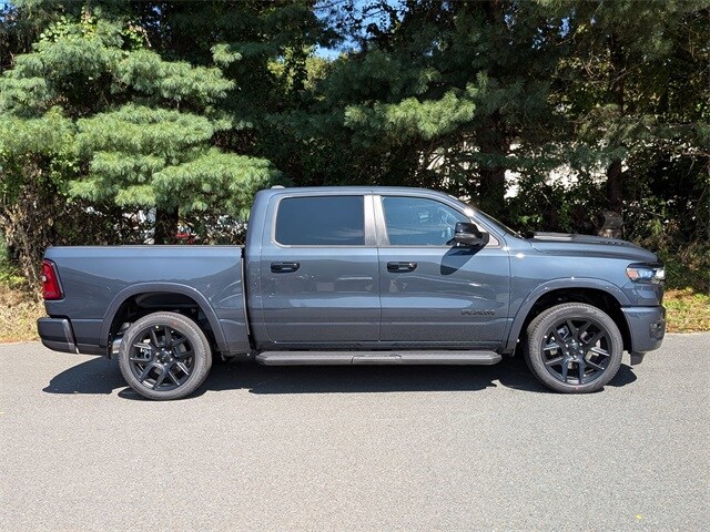 2026 Ram 1500 Laramie photo 4